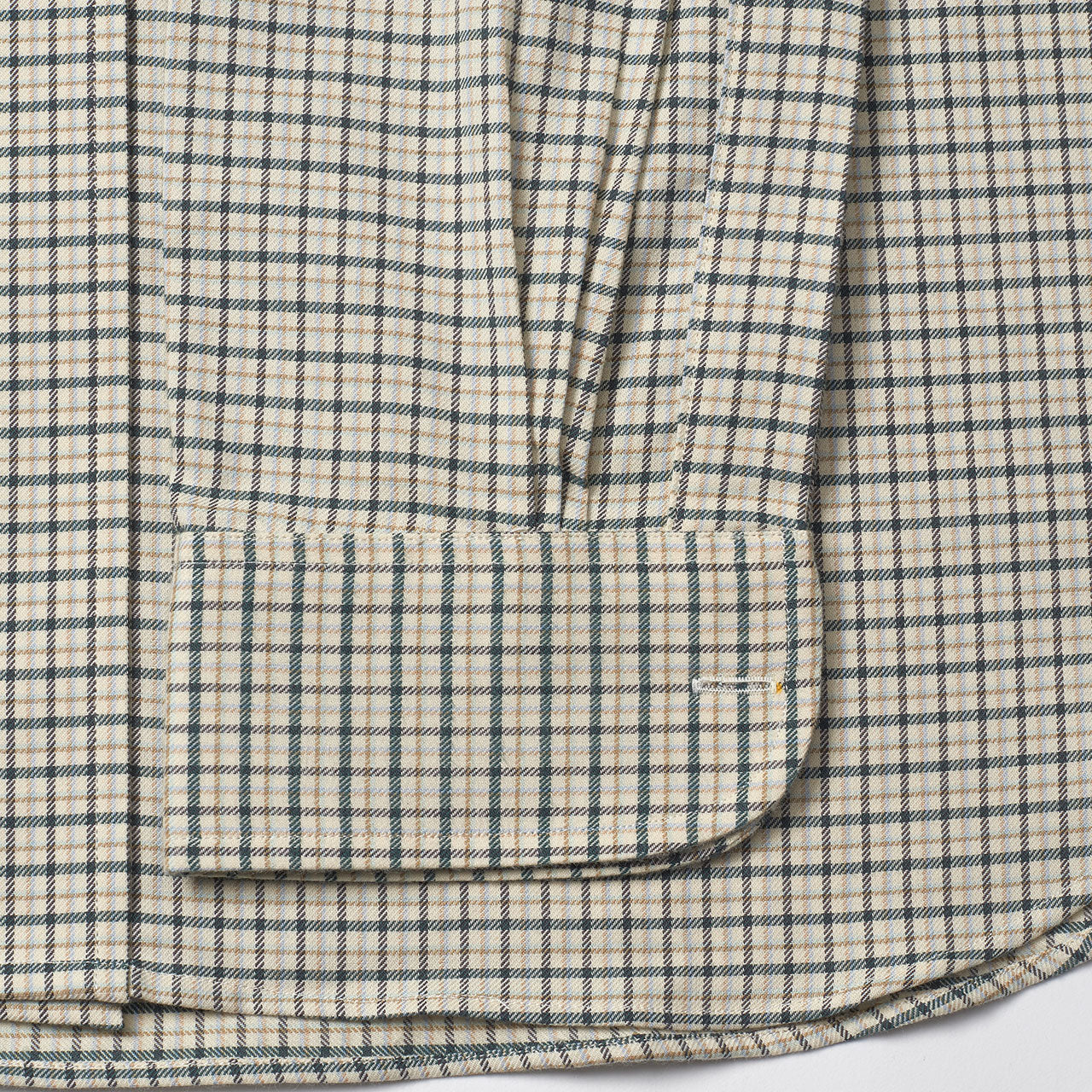 Classic Fit Fife Check Brushed Cotton Button Cuff Shirt in Green - Image 4
