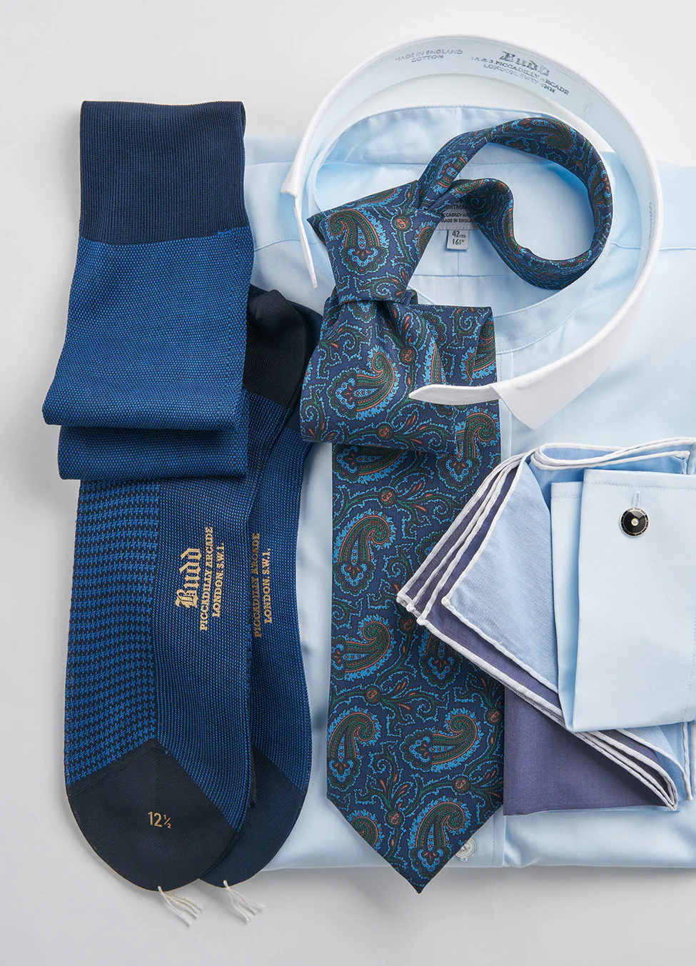 Classic Fit Plain Neckband Poplin Double Cuff Shirt in Sky Blue - Image 6