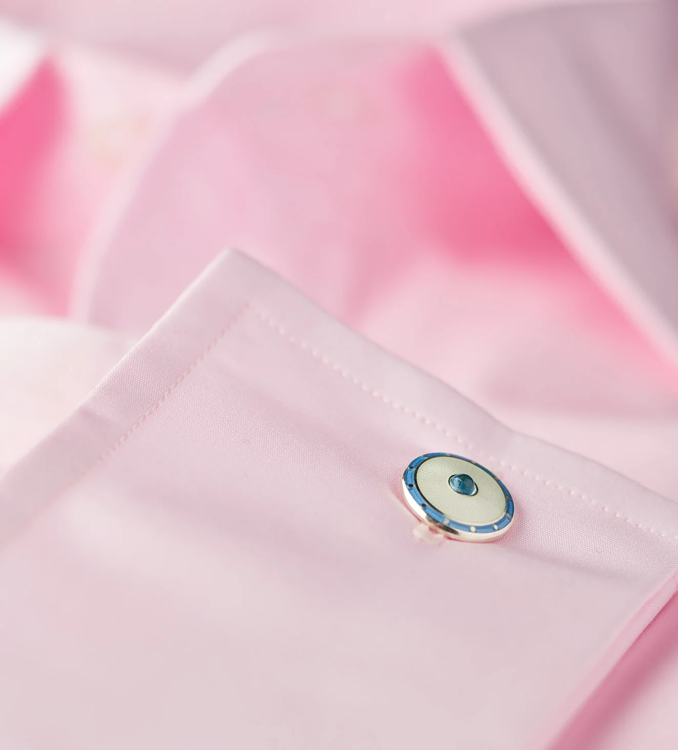 Classic Fit Plain Sea Island Cotton Double Cuff Shirt in Pink - Image 5