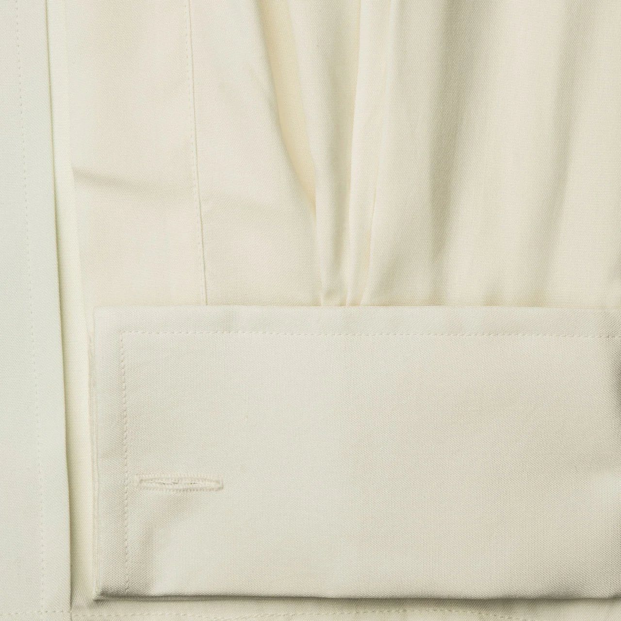 Classic Fit Plain Silk Double Cuff Dress Shirt in Cream - Image 3