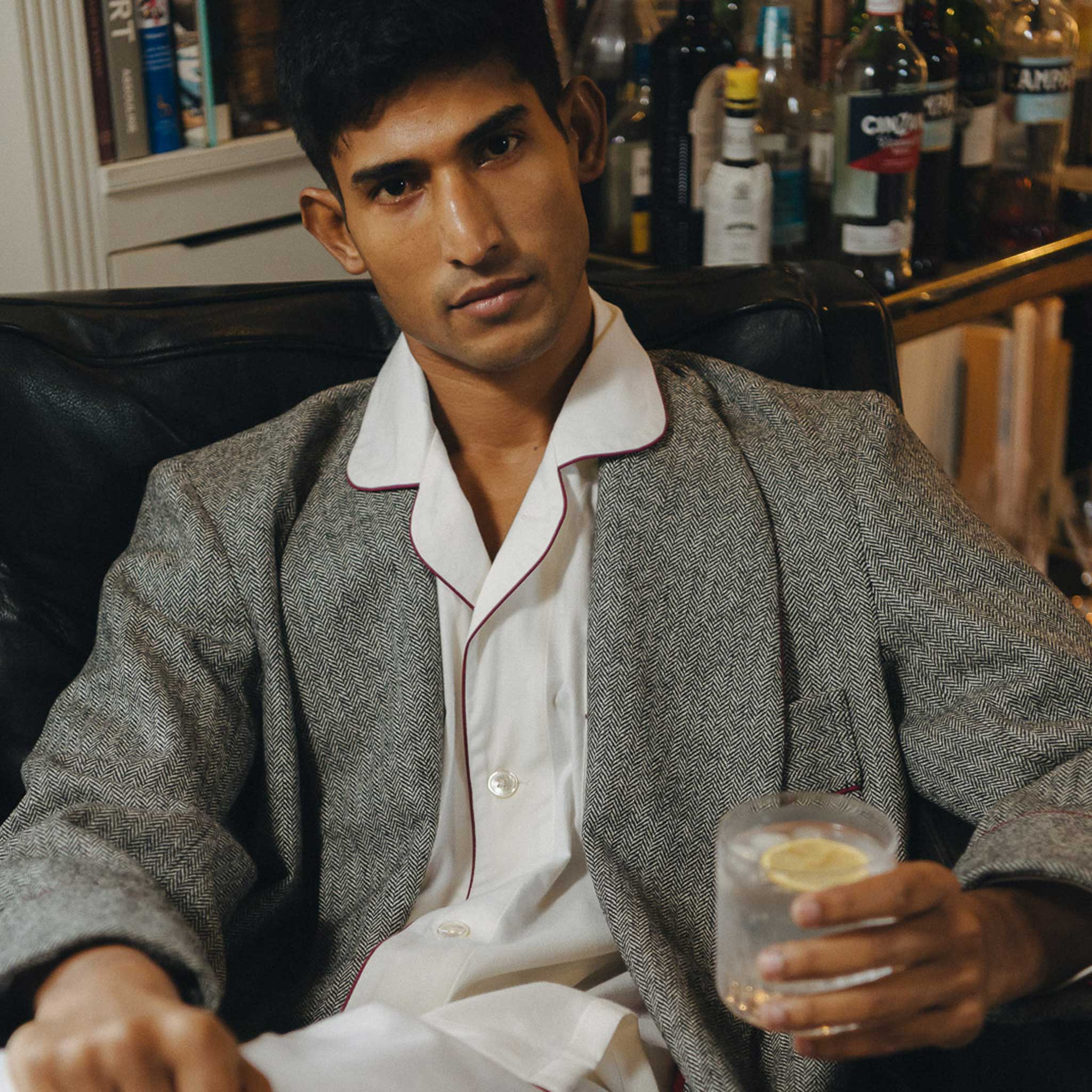 Cotton and Cashmere Classic Pyjamas in Cream and Wine - Image 6