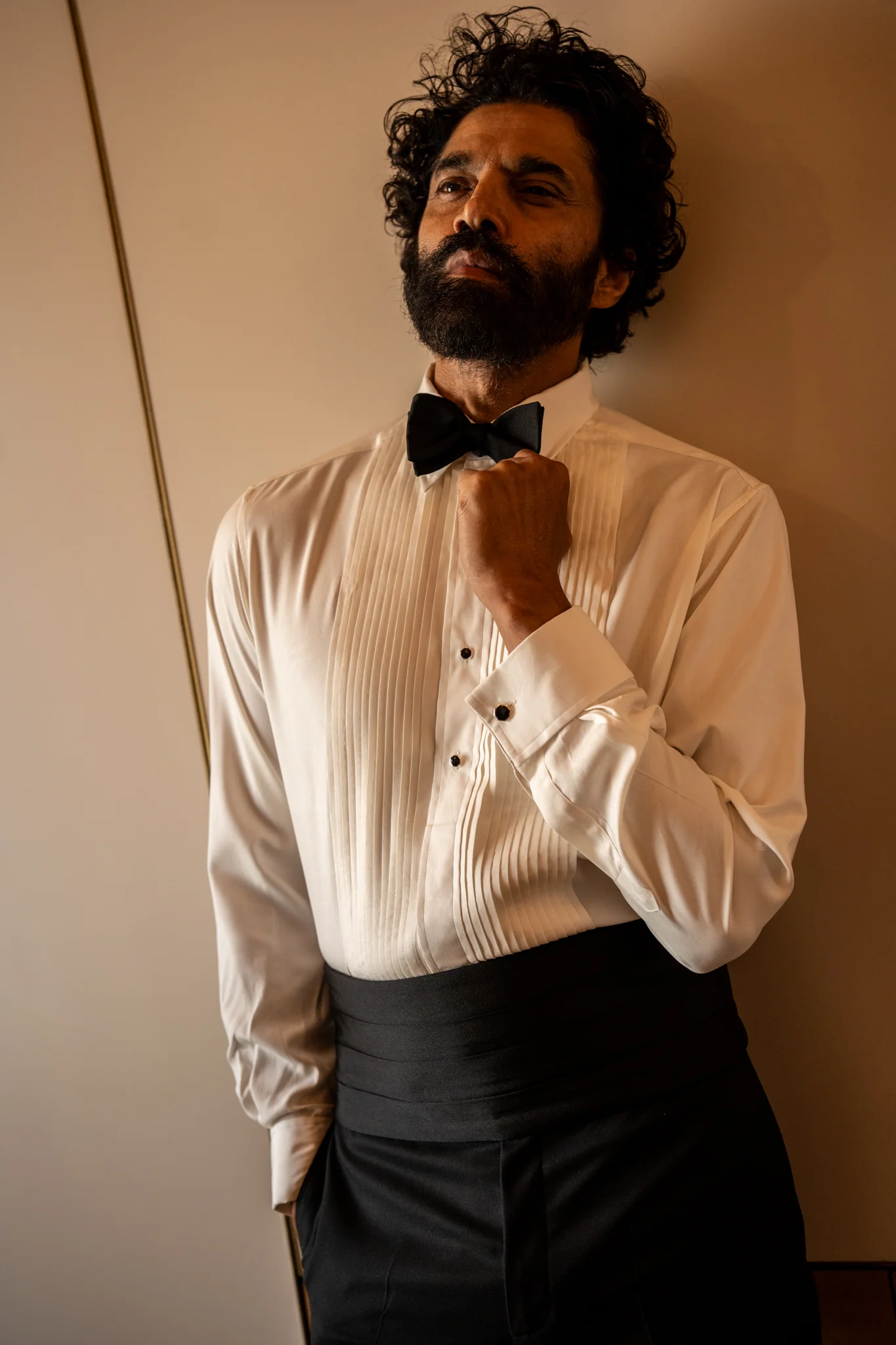 Kirby Allison x Budd Tailored Fit Hand Pleated Silk Dress Shirt in Cream - Image 3