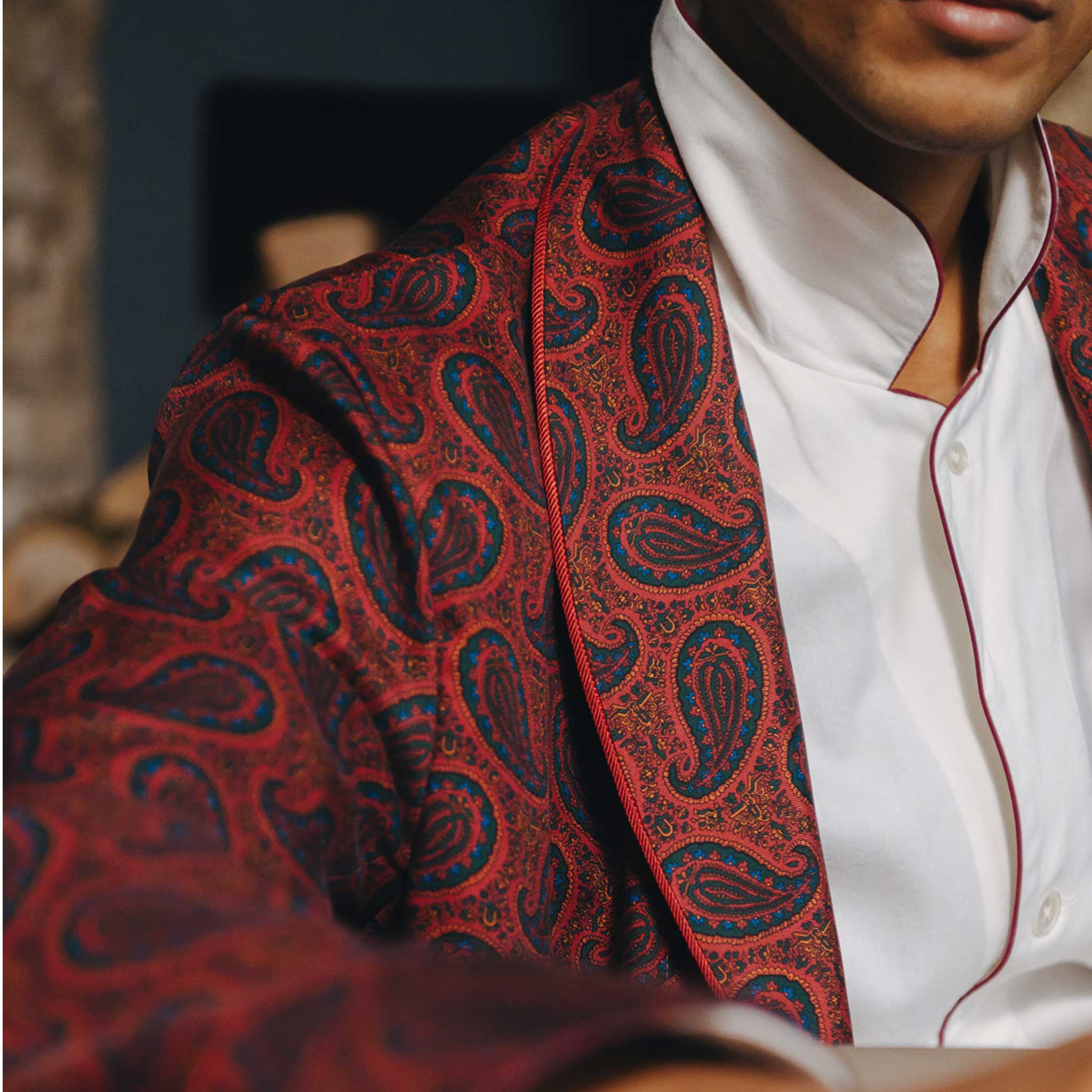Ornate Paisley Madder Silk Dressing Gown in Red and Wine - Image 4