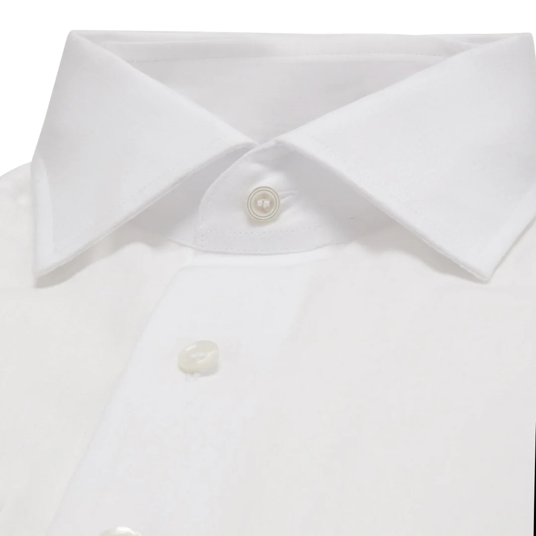 Tailored Fit Bank Collar Linen Button Cuff Shirt in White - Image 2