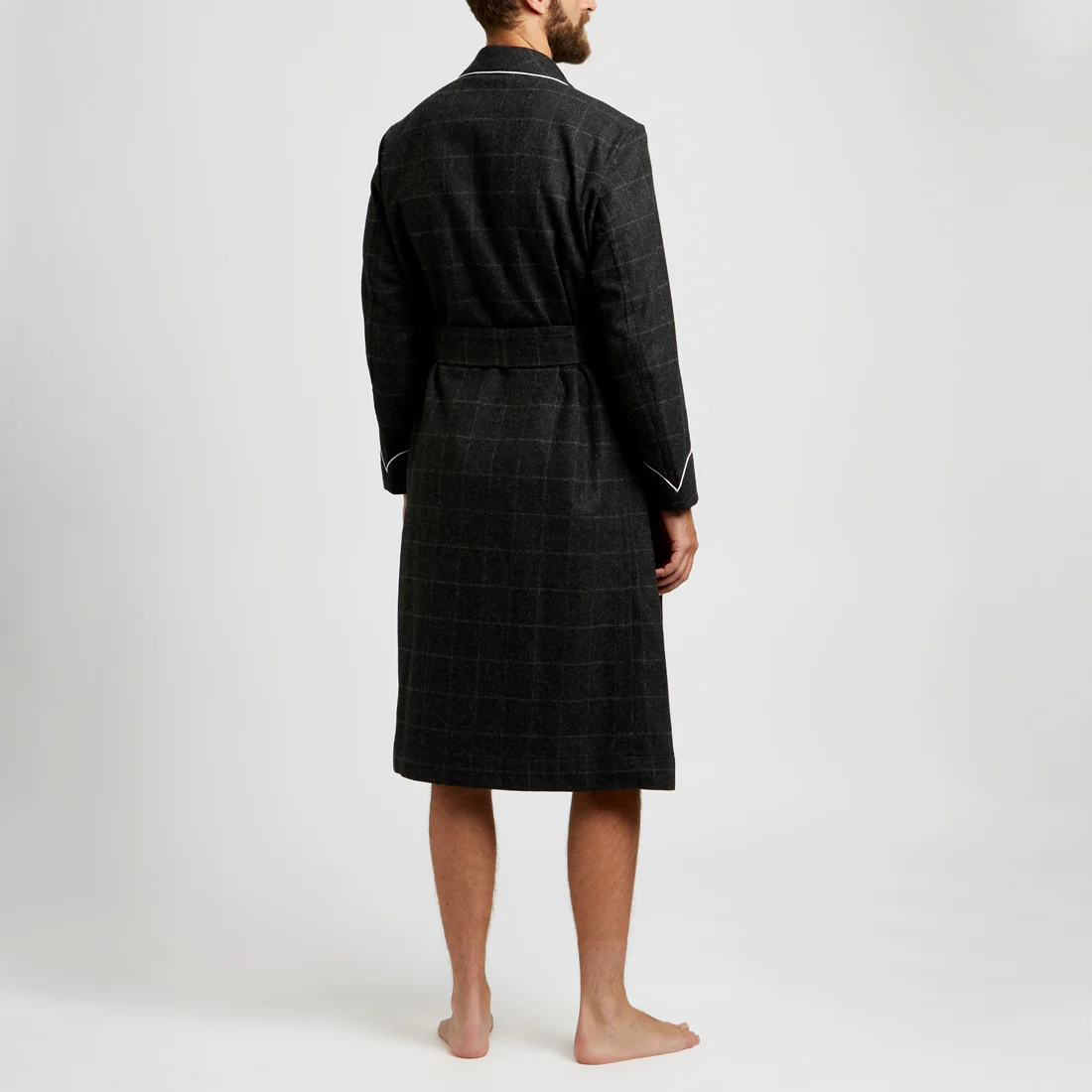 Windowpane Fox Flannel Wool Dressing Gown in Charcoal - Image 5